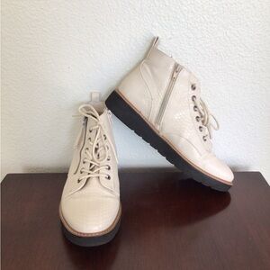 Naturalizer EEVA Cream Snakeskin Print Ankle Boots